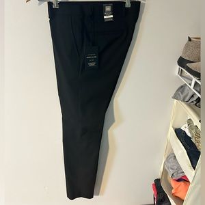 Skinny fit, smart pant